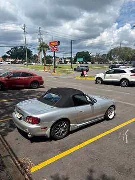 2005 Mazda MX-5 LS Convertible 2D