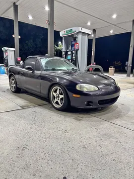 2005 Mazda MX-5 LS Convertible 2D