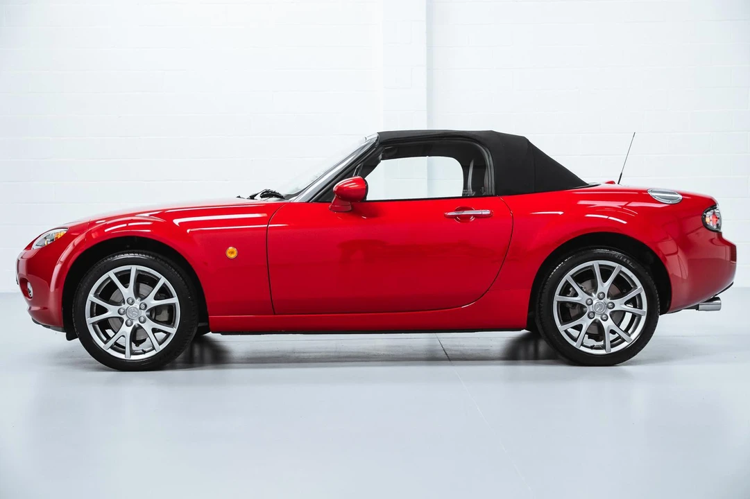 2005 Mazda NB MX-5 Miata - Image 8 of 31