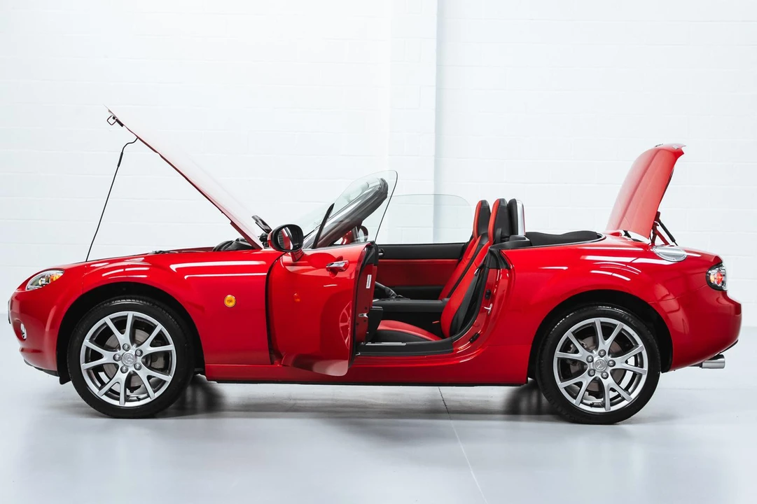 2005 Mazda NB MX-5 Miata - Image 14 of 31