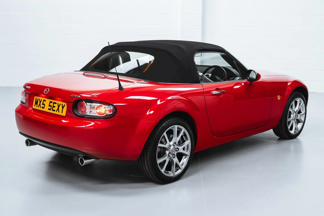 2005 Mazda NB MX-5 Miata - Image 22 of 31