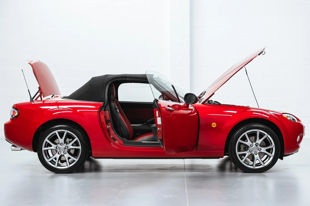 2005 Mazda NB MX-5 Miata - Image 23 of 31