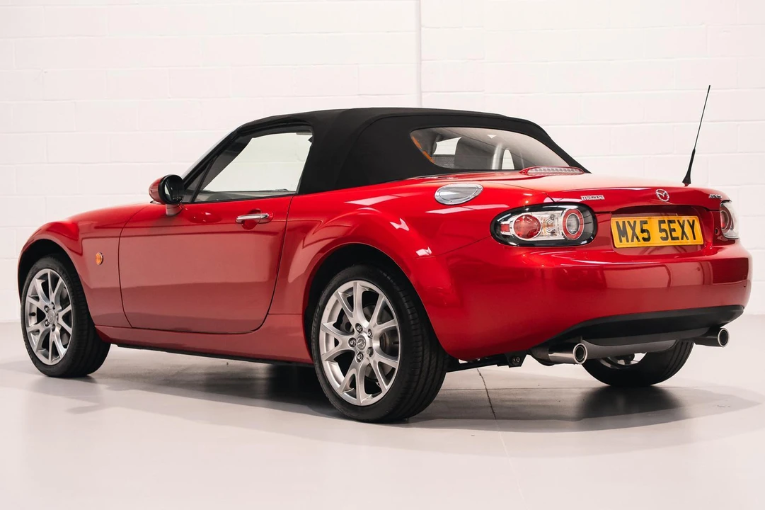 2005 Mazda NB MX-5 Miata - Image 15 of 31