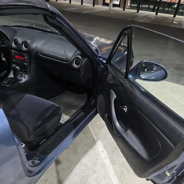 2005 Mazda NB MX-5 Miata - Image 11 of 13