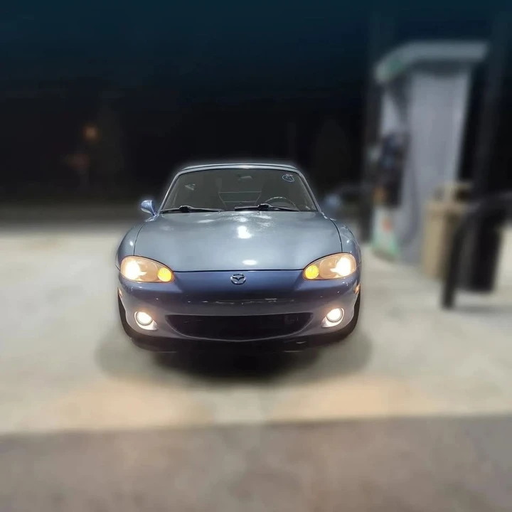 2005 Mazda NB MX-5 Miata - Image 2 of 13