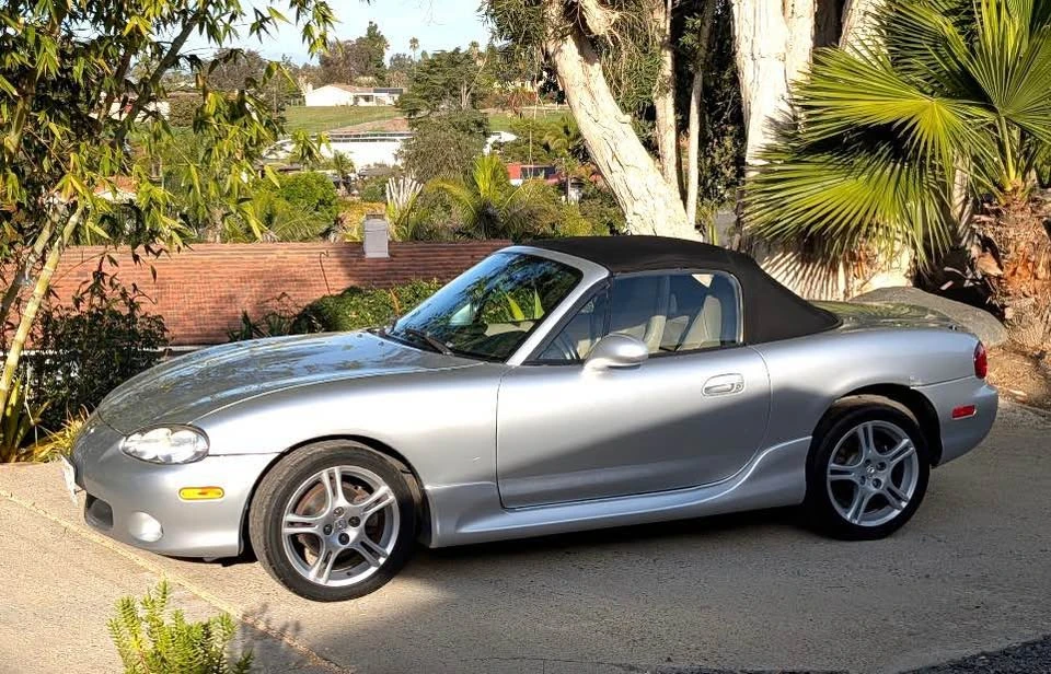 2005 Mazda NB MX-5 Miata - Image 7 of 10