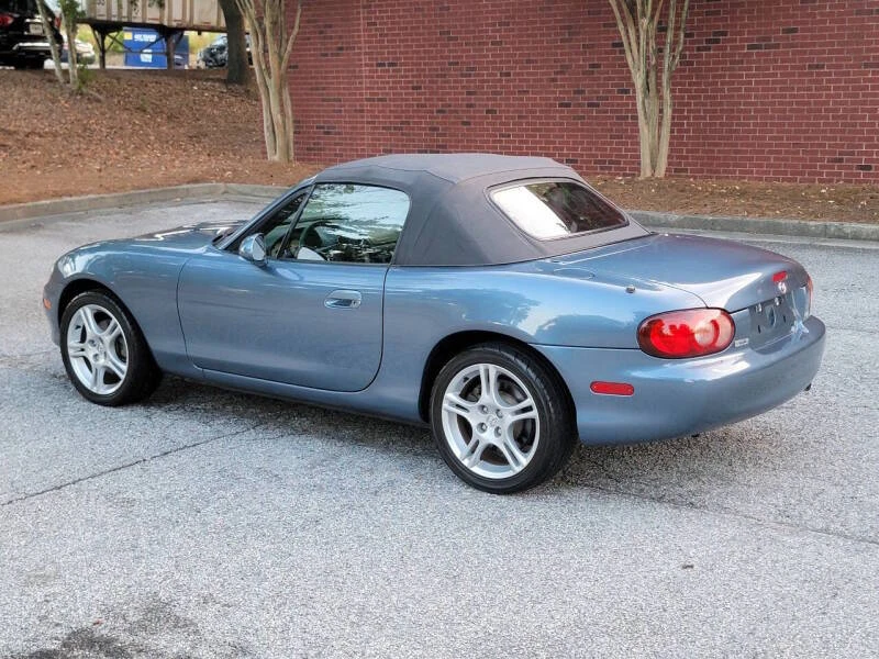 2005 Mazda NB MX-5 Miata - Image 16 of 31