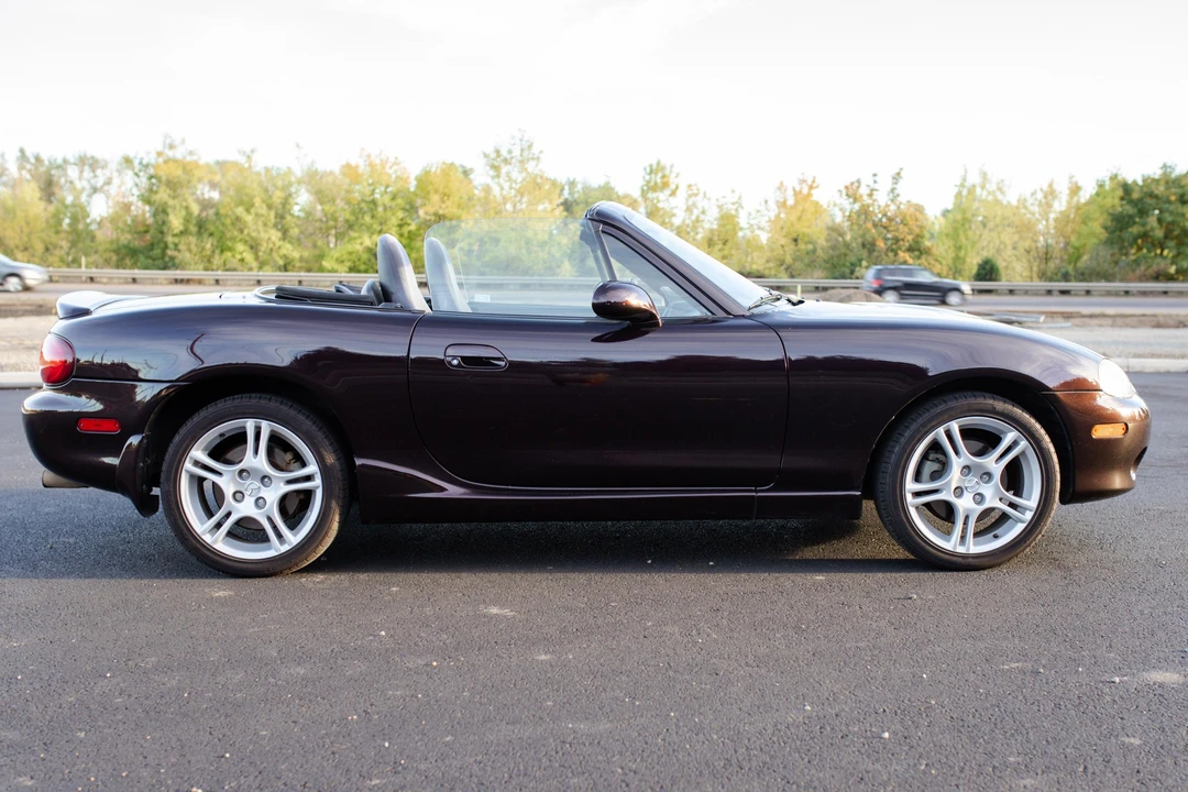 2005 Mazda NB MX-5 Miata - Image 12 of 31