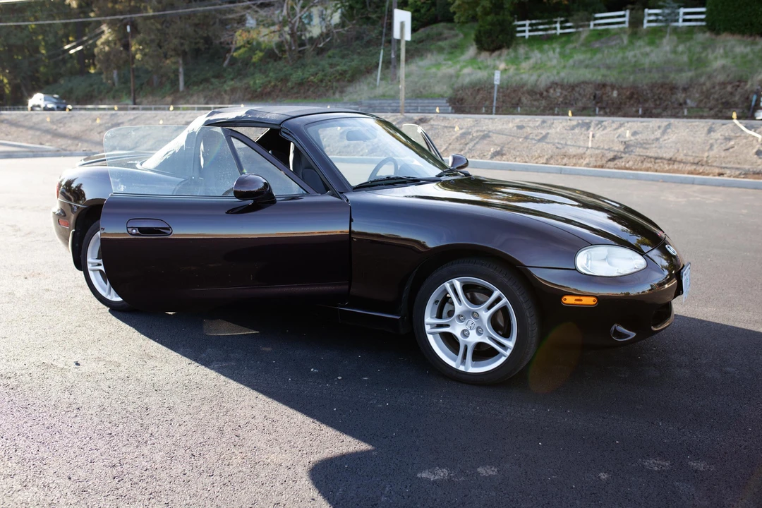 2005 Mazda NB MX-5 Miata - Image 27 of 31
