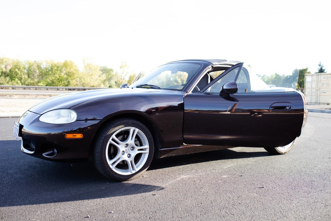 2005 Mazda NB MX-5 Miata - Image 23 of 31