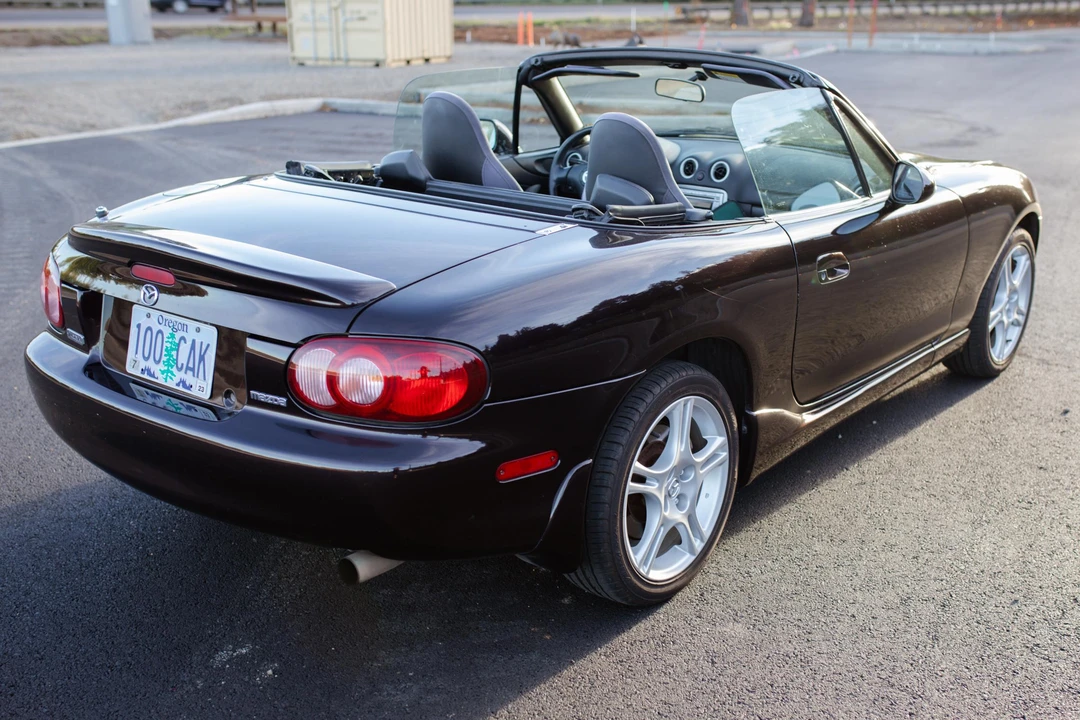 2005 Mazda NB MX-5 Miata - Image 10 of 31