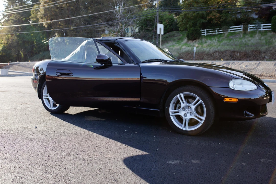 2005 Mazda NB MX-5 Miata - Image 26 of 31