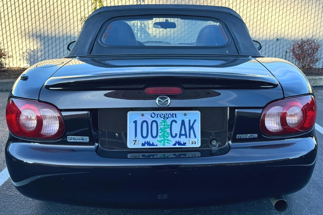 2005 Mazda NB MX-5 Miata - Image 5 of 31