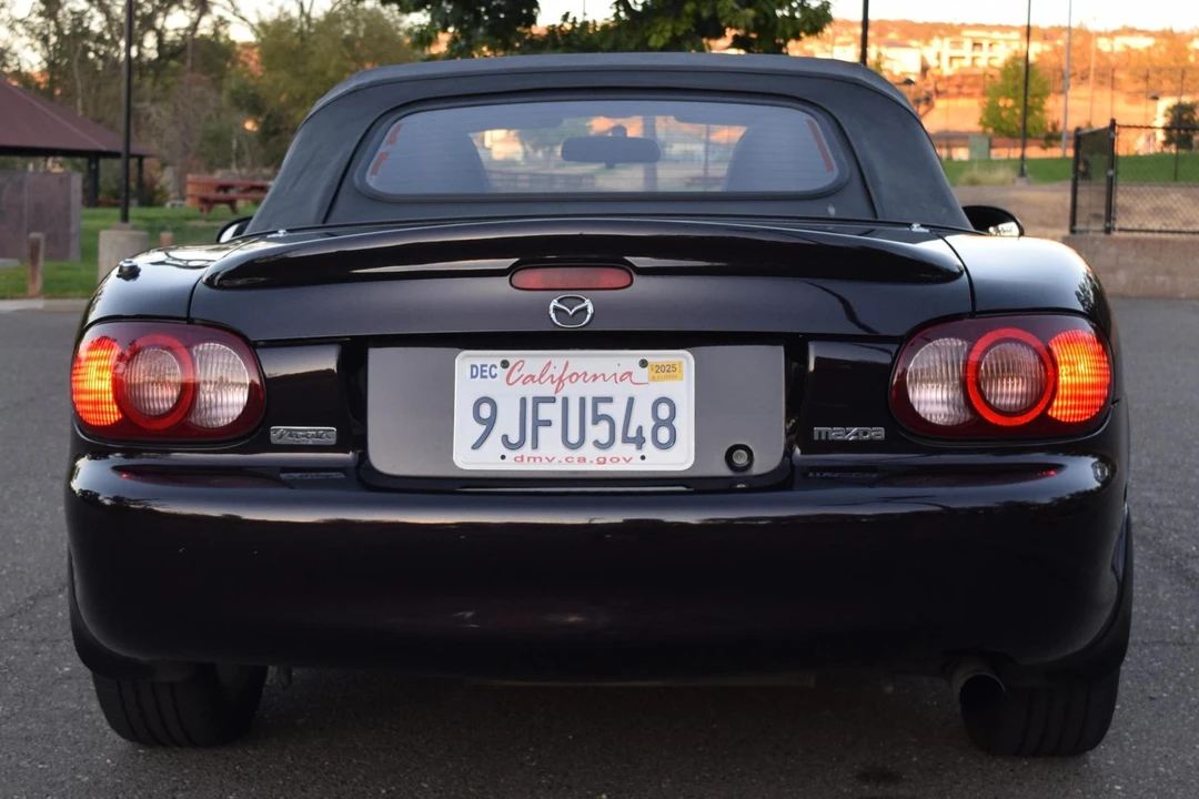 2005 Mazda NB MX-5 Miata - Image 5 of 31