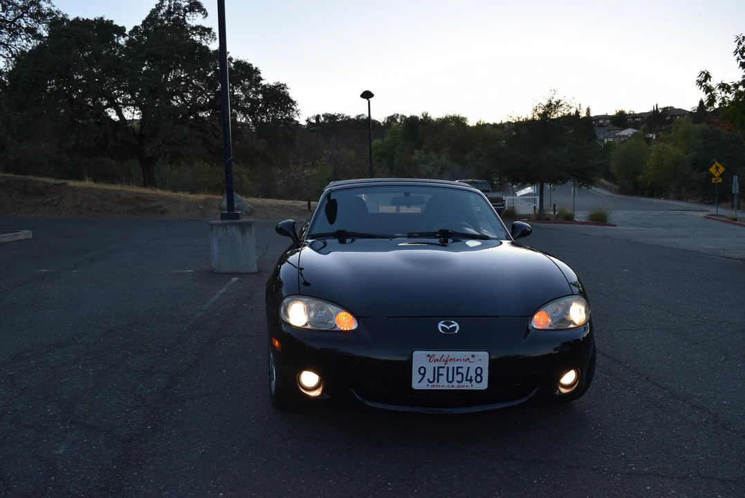 2005 Mazda NB MX-5 Miata - Image 6 of 31