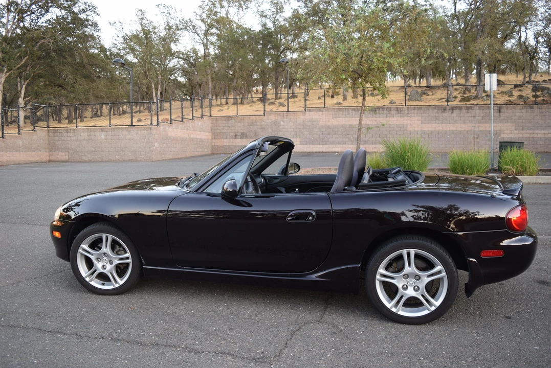 2005 Mazda NB MX-5 Miata - Image 13 of 31