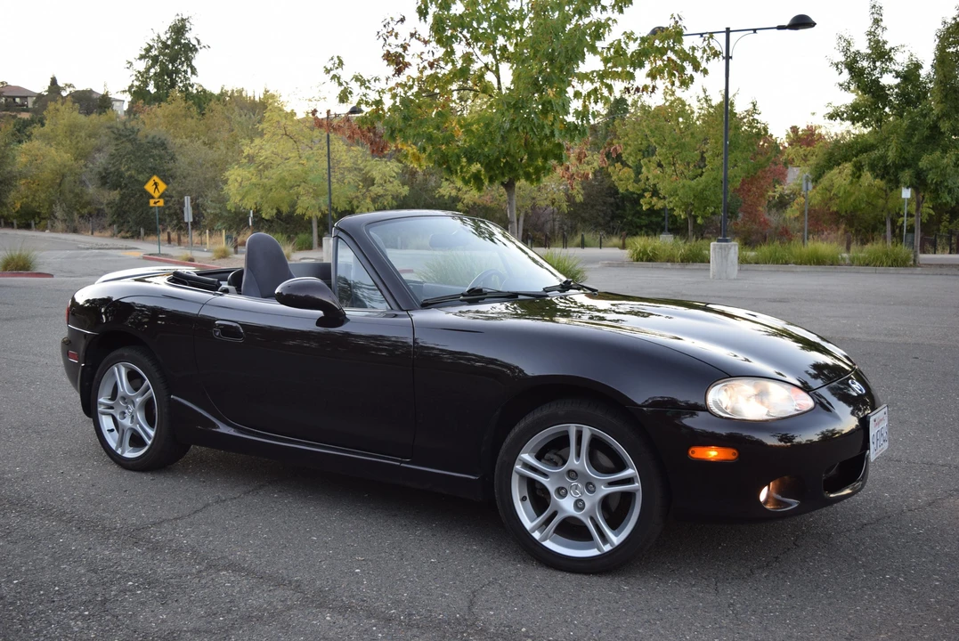 2005 Mazda NB MX-5 Miata - Image 24 of 31