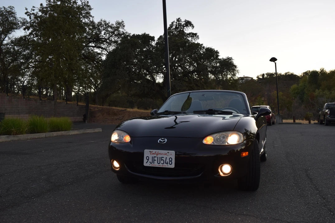 2005 Mazda NB MX-5 Miata - Image 8 of 31