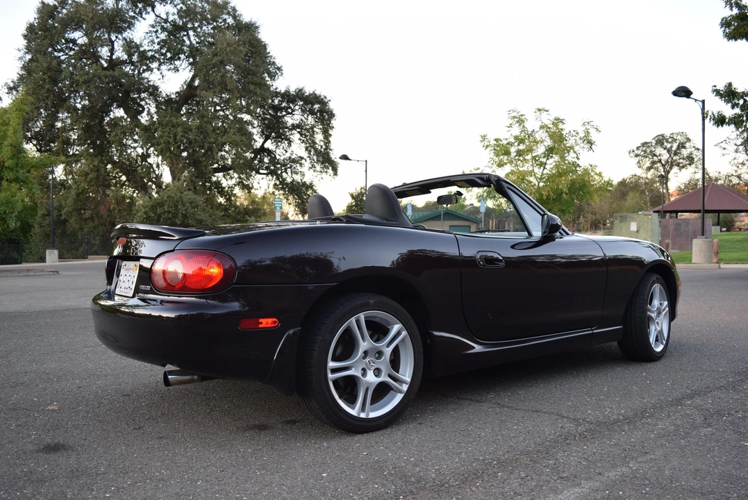 2005 Mazda NB MX-5 Miata - Image 20 of 31
