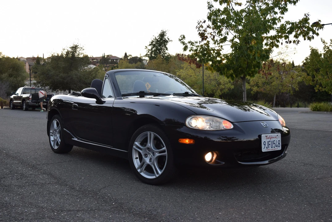 2005 Mazda NB MX-5 Miata - Image 25 of 31