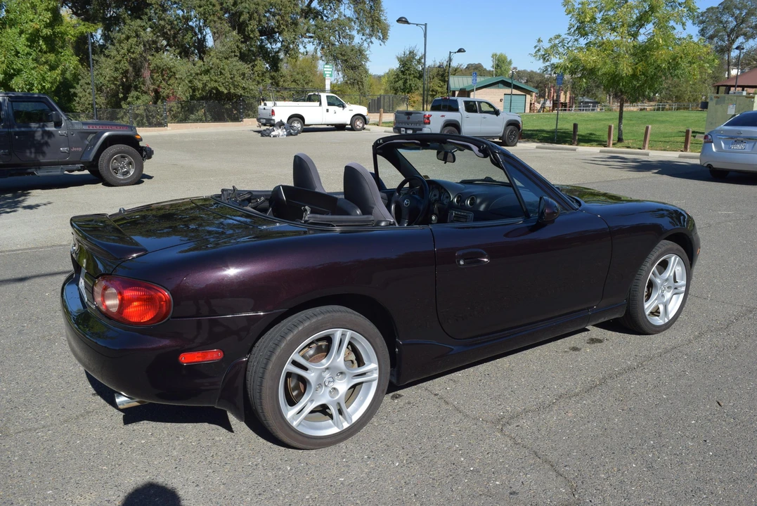 2005 Mazda NB MX-5 Miata - Image 21 of 31