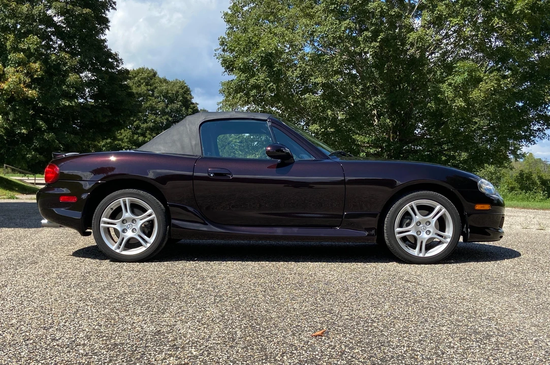 2005 Mazda NB MX-5 Miata - Image 25 of 31