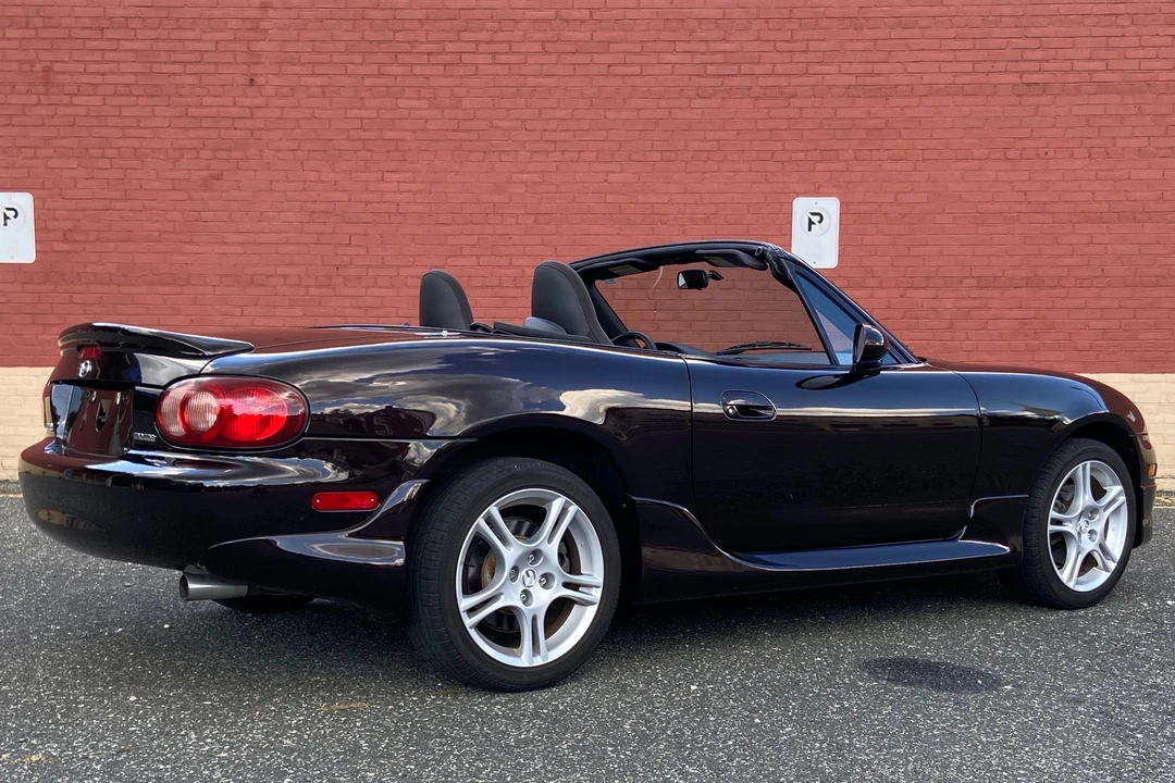 2005 Mazda NB MX-5 Miata - Image 5 of 31