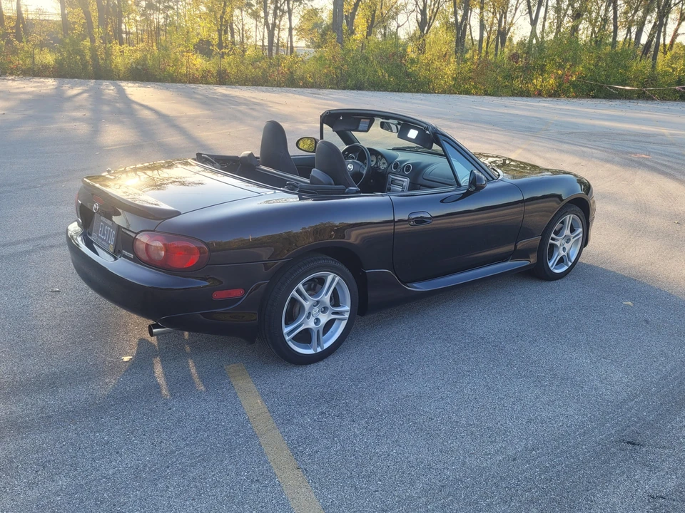 2005 Mazda NB MX-5 Miata - Image 9 of 31