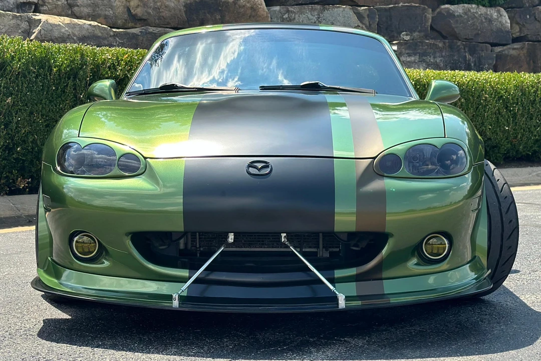 2005 Mazda NB MX-5 Miata - Image 2 of 31