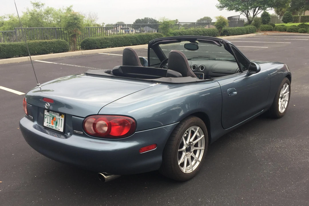 2005 Mazda NB MX-5 Miata - Image 4 of 6
