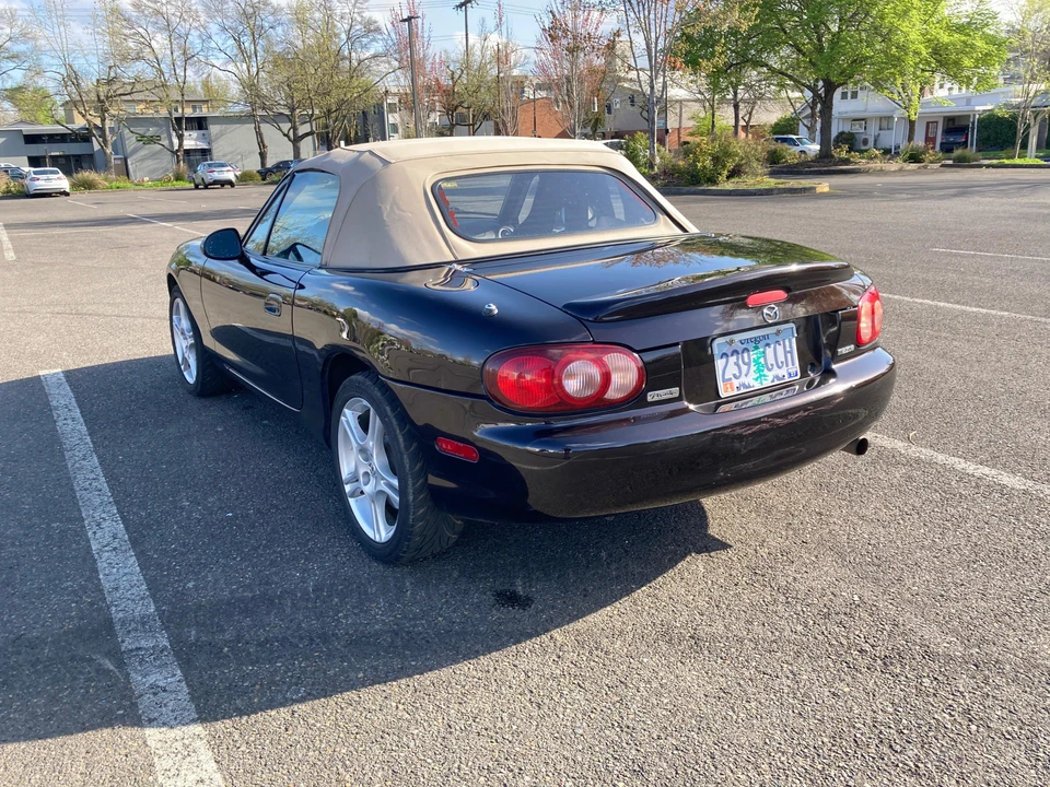 2005 Mazda NB MX-5 Miata - Image 24 of 31