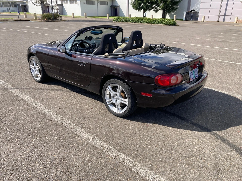 2005 Mazda NB MX-5 Miata - Image 11 of 31