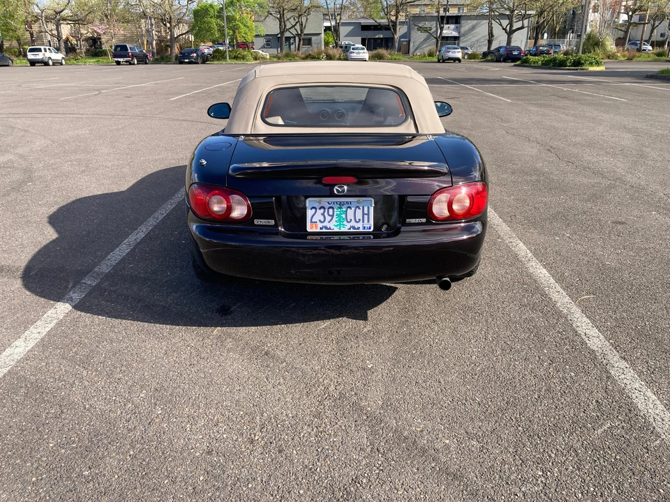 2005 Mazda NB MX-5 Miata - Image 26 of 31