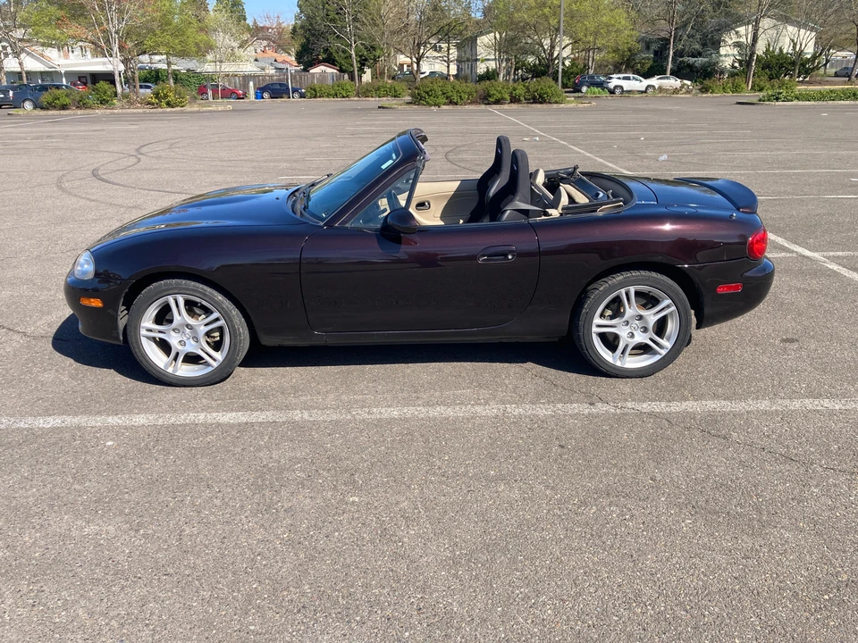 2005 Mazda NB MX-5 Miata - Image 7 of 31