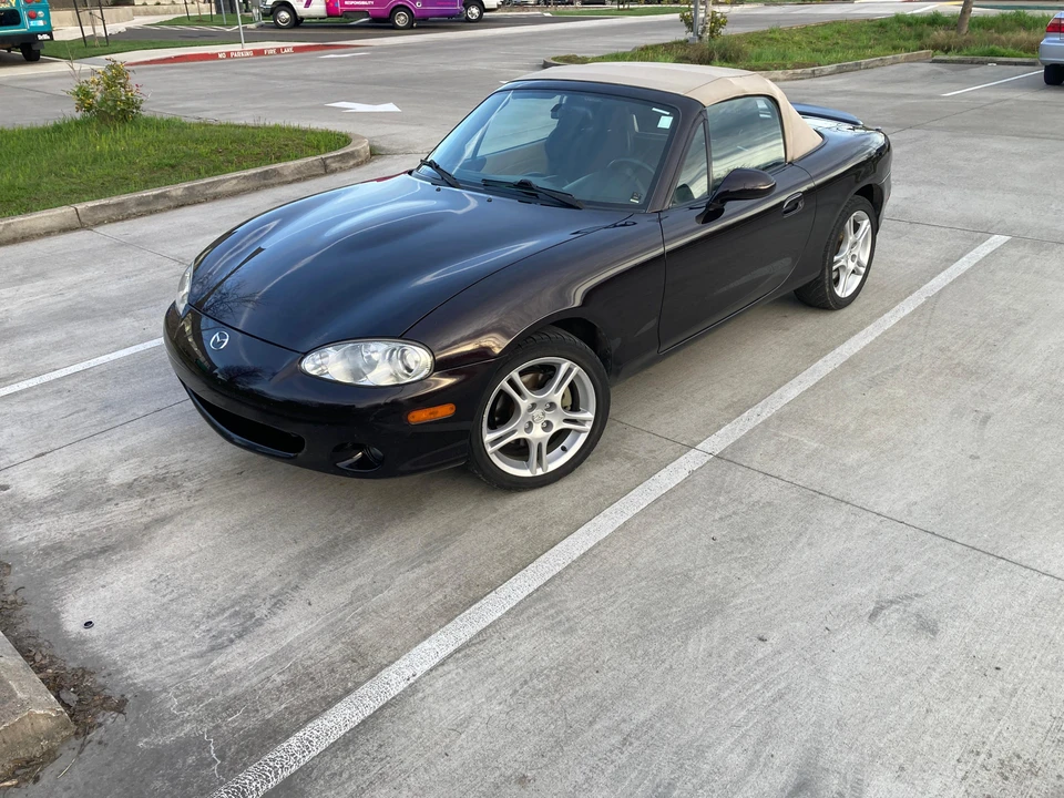 2005 Mazda NB MX-5 Miata - Image 19 of 31