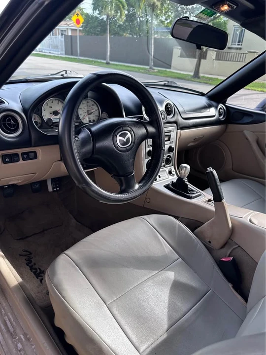 2005 Mazda NB MX-5 Miata - Image 14 of 20