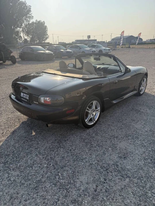 2005 Mazda NB MX-5 Miata - Image 4 of 11