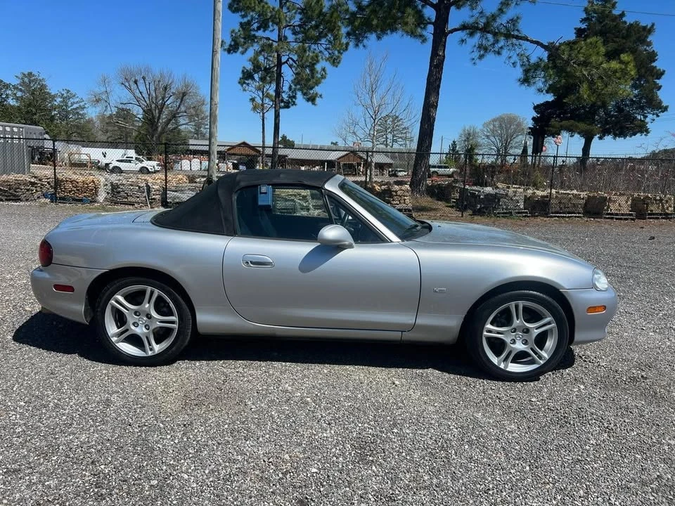 2005 Mazda NB MX-5 Miata - Image 4 of 20