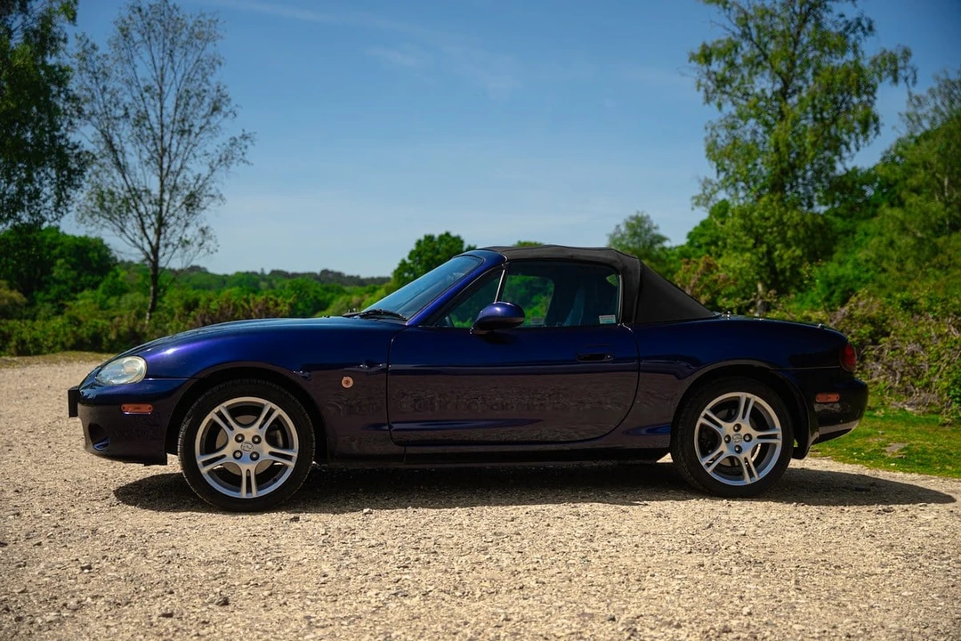 2005 Mazda NB MX-5 Miata - Image 23 of 30
