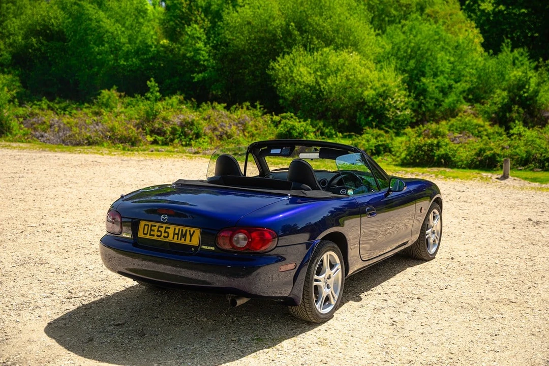2005 Mazda NB MX-5 Miata - Image 12 of 30