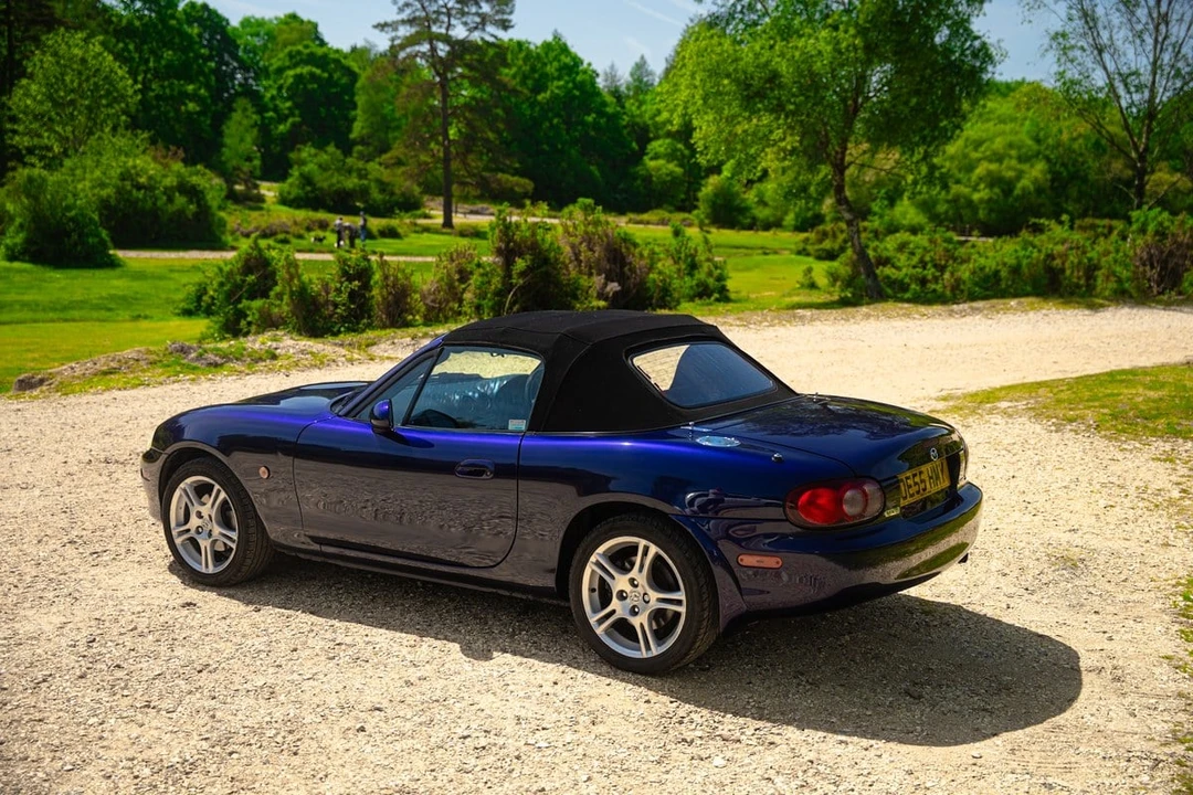 2005 Mazda NB MX-5 Miata - Image 19 of 30