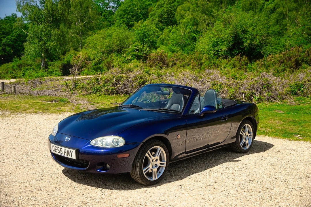 2005 Mazda NB MX-5 Miata - Image 2 of 30