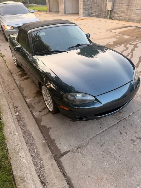 2005 Mazda NB MX-5 Miata - Image 5 of 18