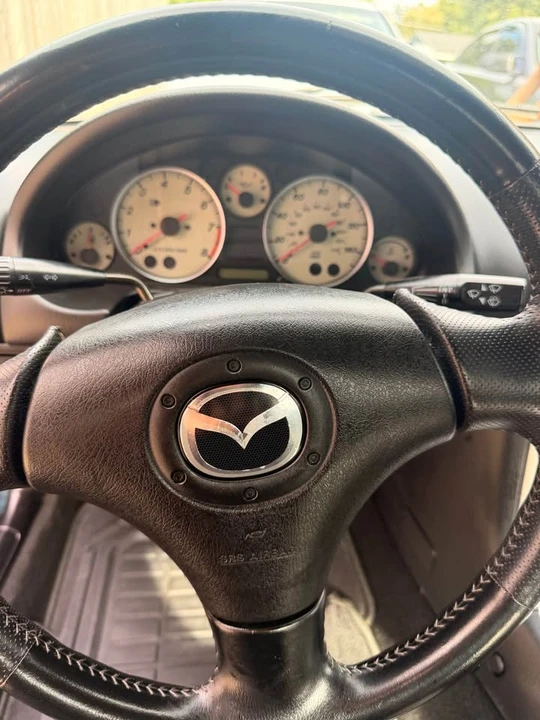 2005 Mazda NB MX-5 Miata - Image 15 of 18