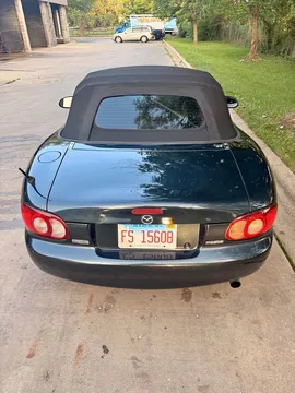 2005 Mazda MX-5 Miata