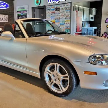 2005 Mazda MX-5
