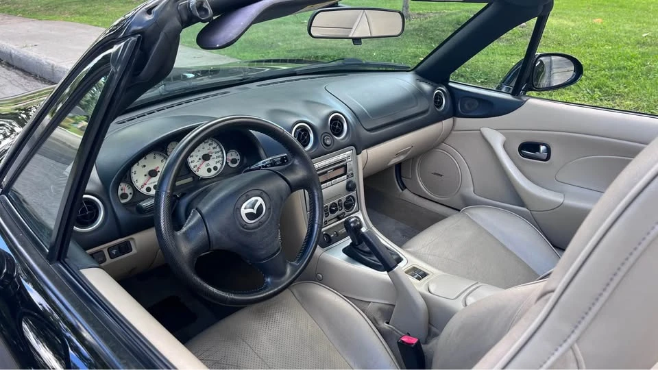 2005 Mazda NB MX-5 Miata - Image 9 of 11