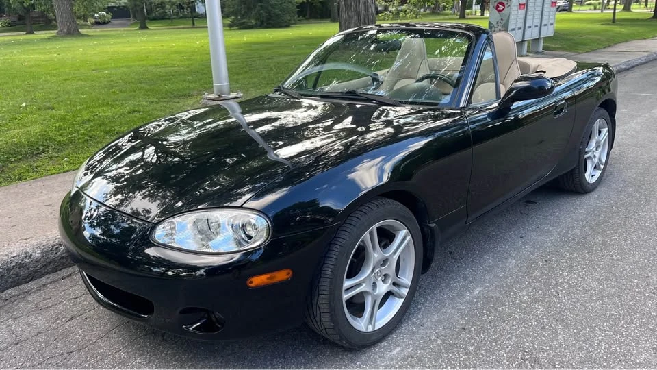 2005 Mazda NB MX-5 Miata - Image 2 of 11