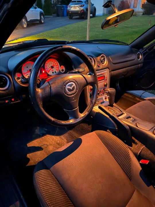 2005 Mazda NB MX-5 Miata - Image 7 of 9