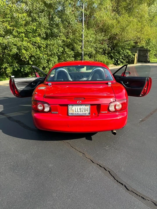 2005 Mazda NB MX-5 Miata - Image 3 of 13